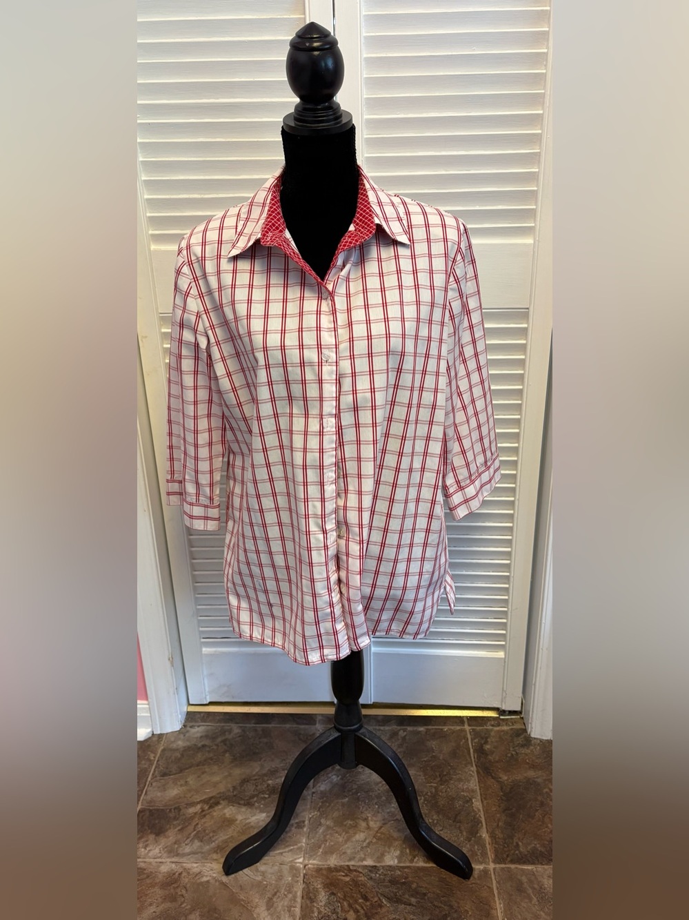 ✨✨Alia Red and White Plaid Shirt Size 14